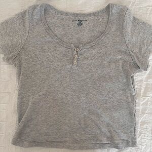 Brandy Melville grey top